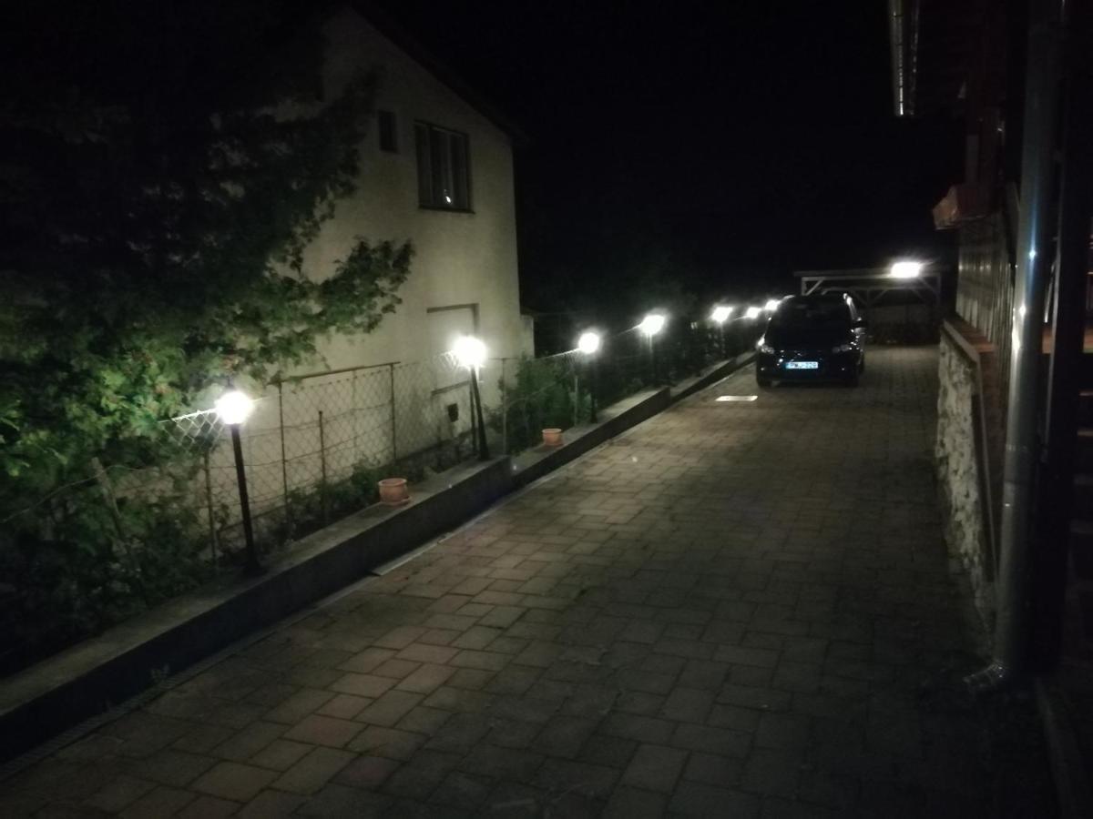 فندق Asta La Vista Vendeghaz ميسكولك المظهر الخارجي الصورة