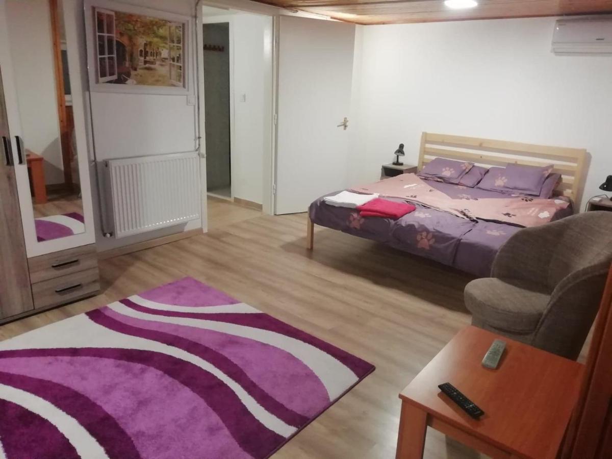 فندق Asta La Vista Vendeghaz ميسكولك المظهر الخارجي الصورة